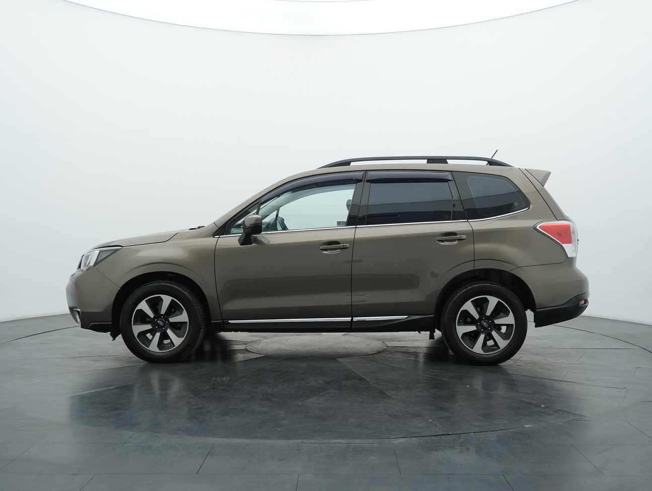 terpakai 2019 Subaru Forester P 2.0