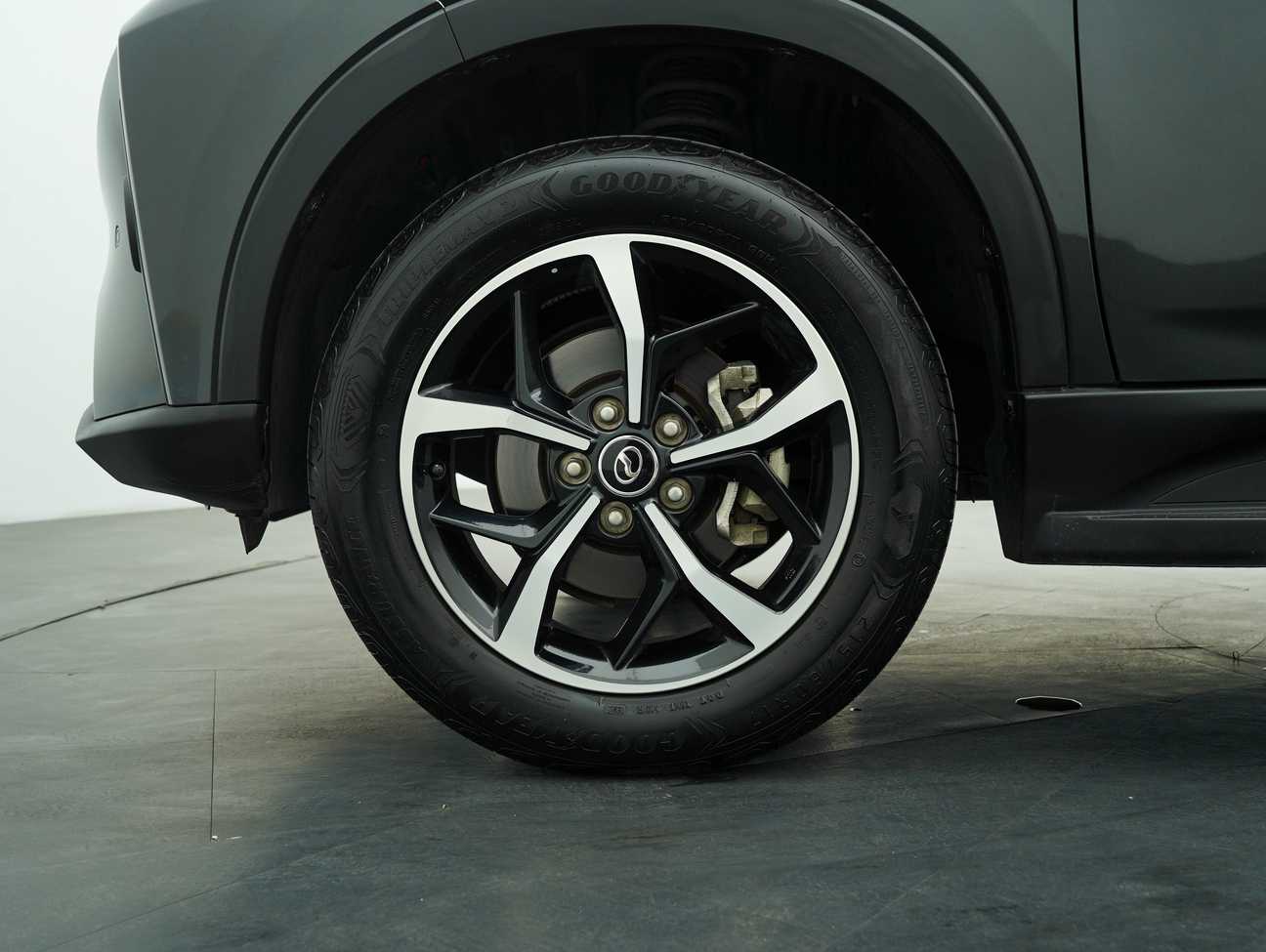 terpakai 2022 Perodua Aruz AV 1.5