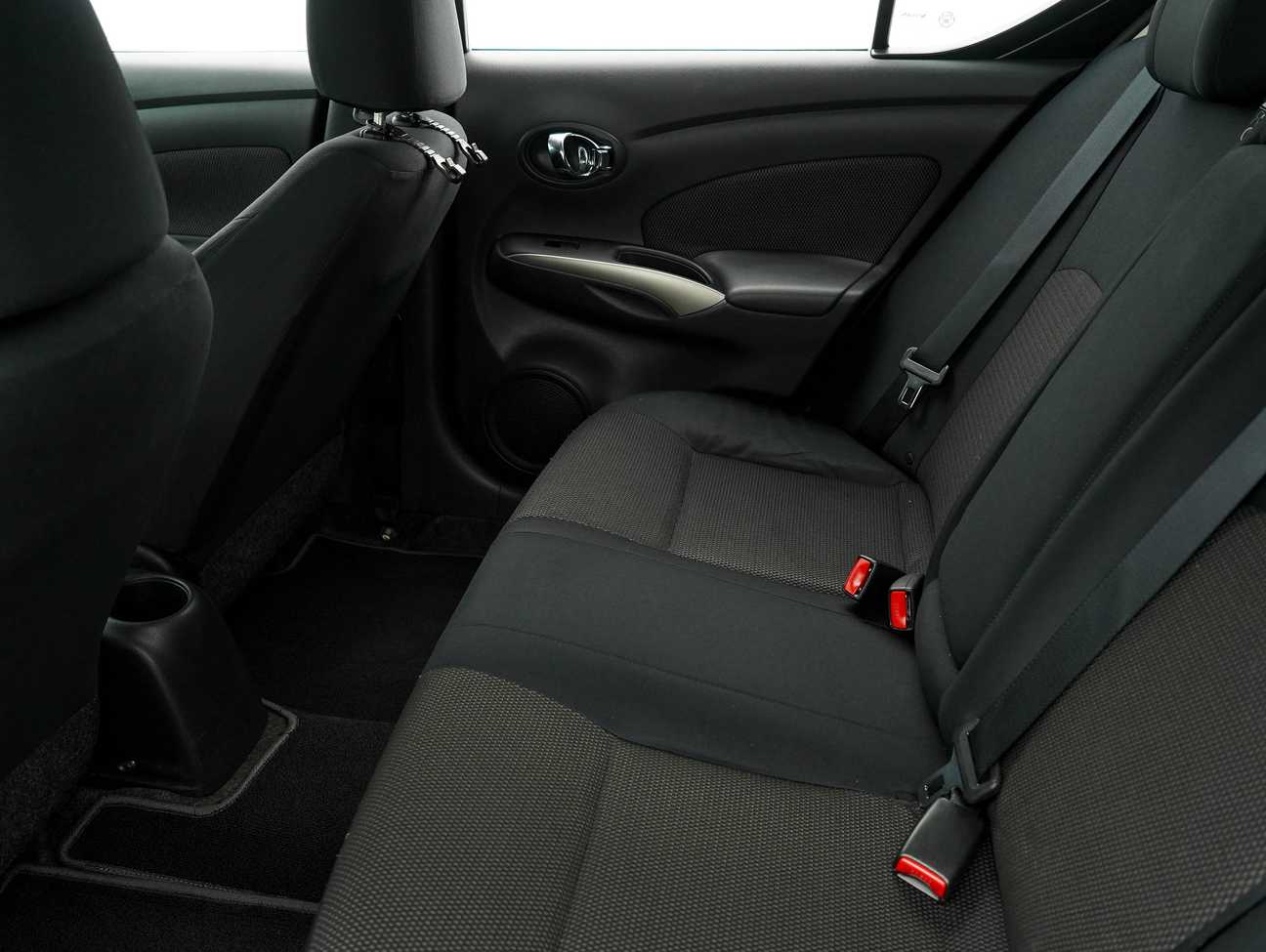 used 2014 Nissan Almera VL 1.5