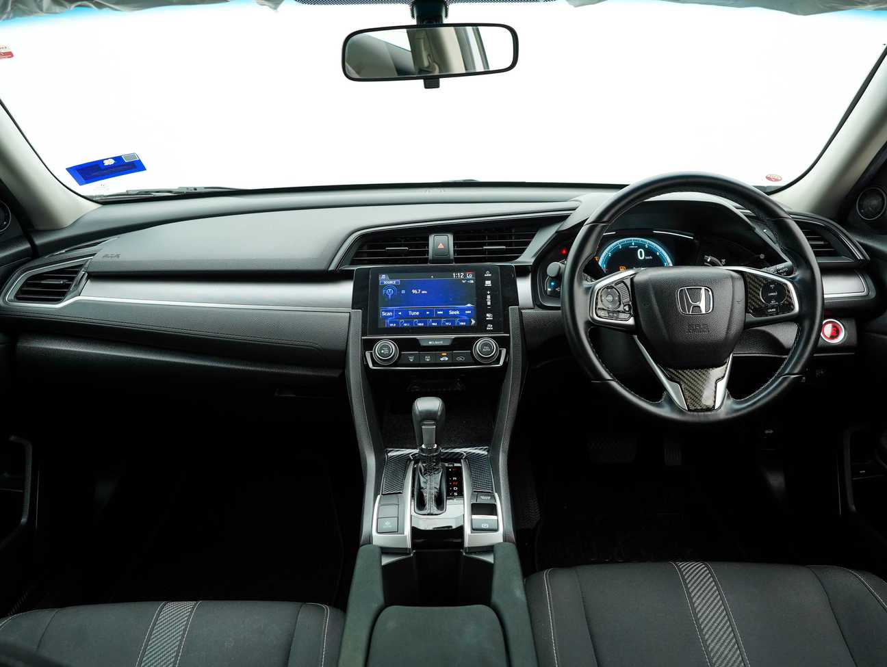 terpakai 2018 Honda CIVIC I-VTEC 1.8