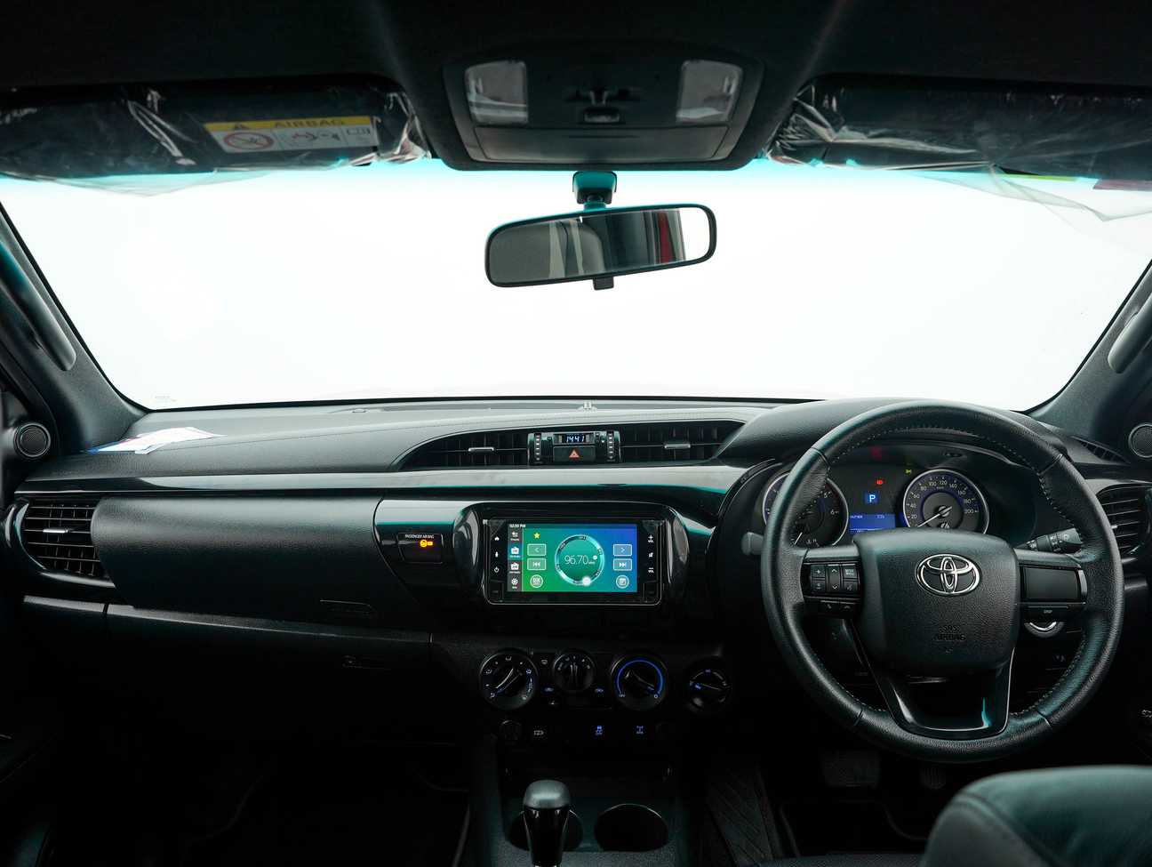 used 2019 Toyota HILUX DOUBLE CAB LE 4X4 2.4