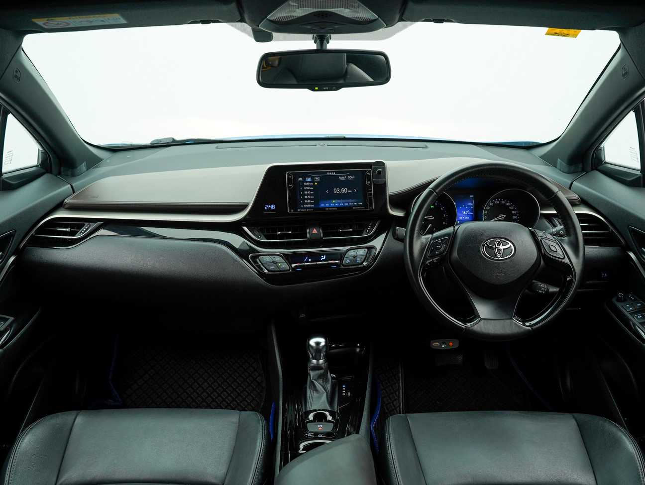 used 2018 Toyota C-HR  1.8