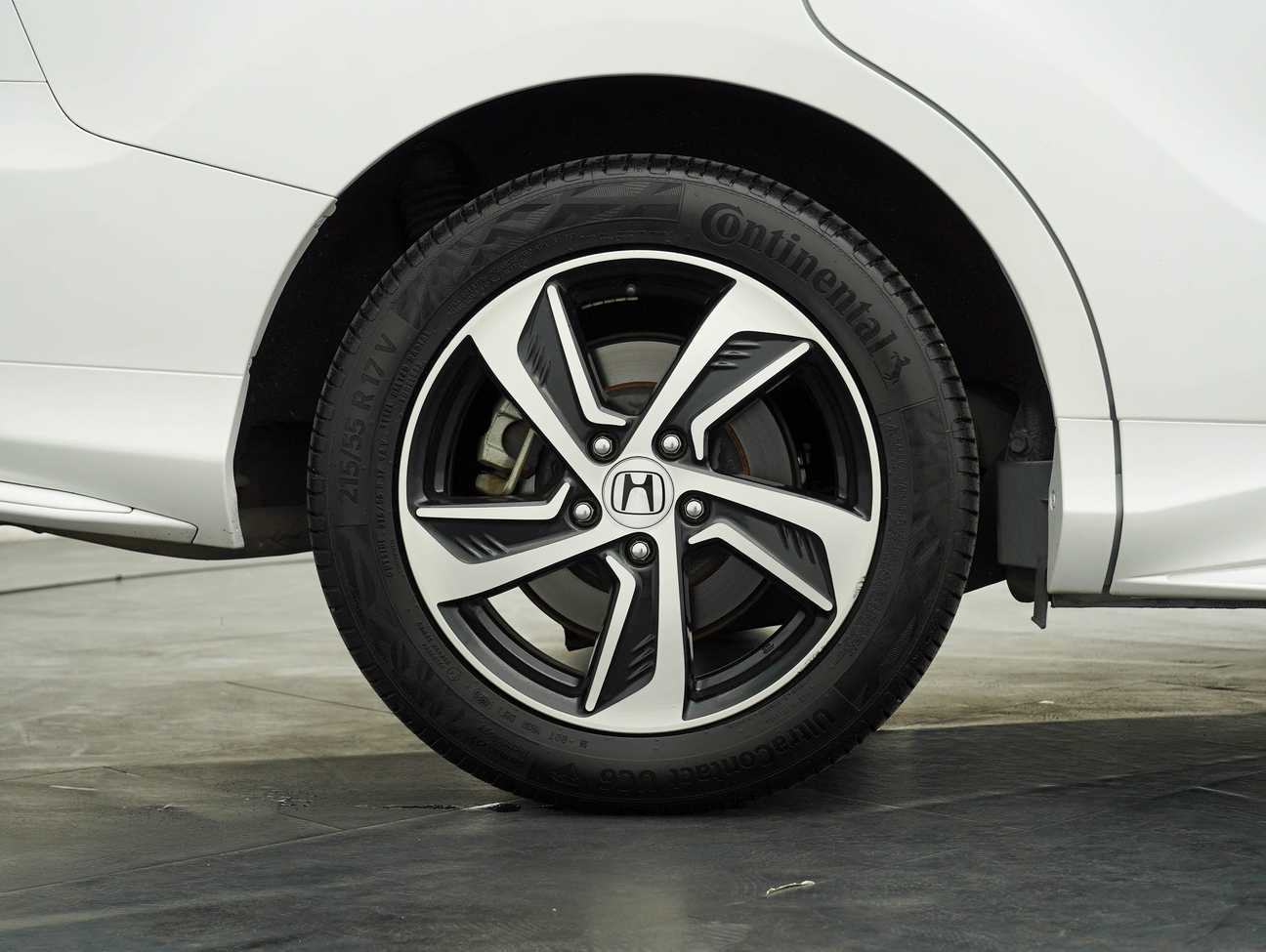 used 2014 Honda Odyssey EX 2.4