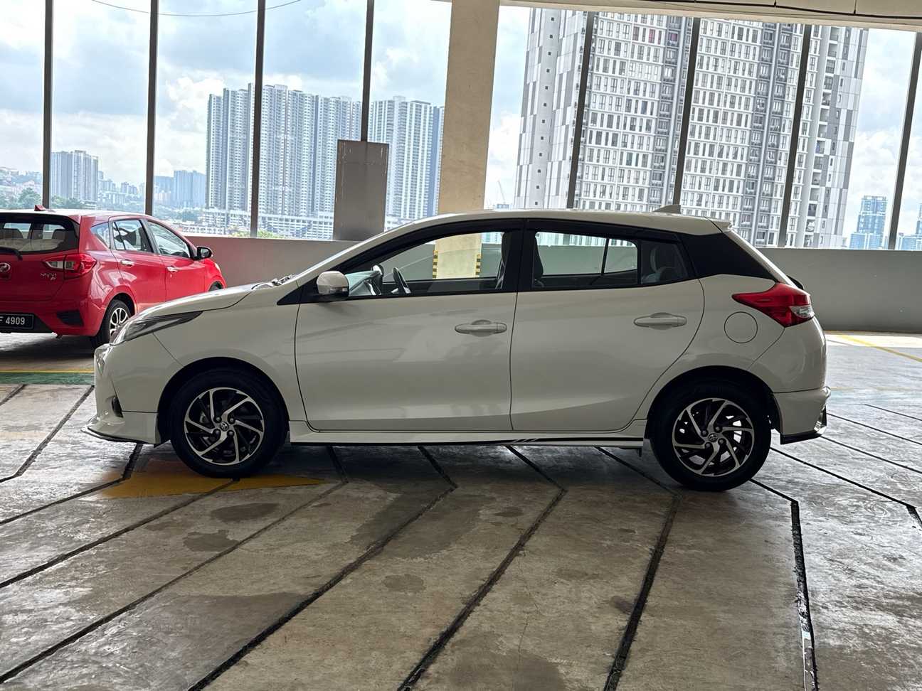 terpakai 2023 Toyota Yaris J 1.5