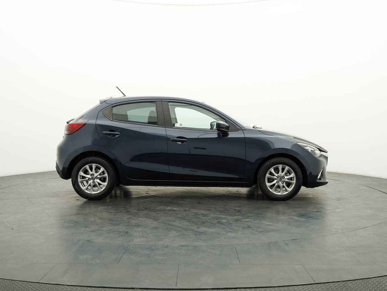 terpakai 2019 Mazda 2 SKYACTIV-G Mid Spec 1.5