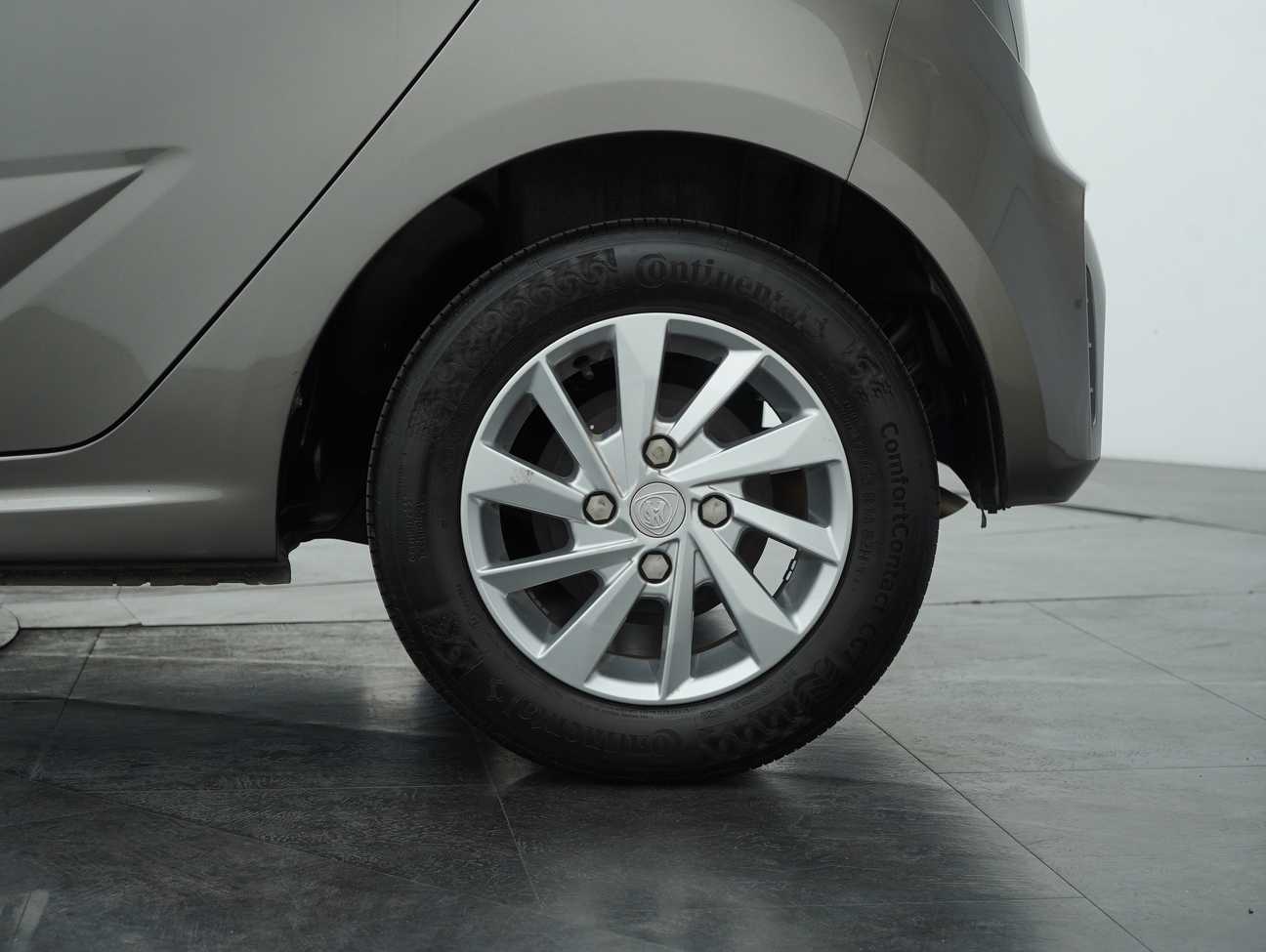 terpakai 2020 Proton Iriz Standard 1.3