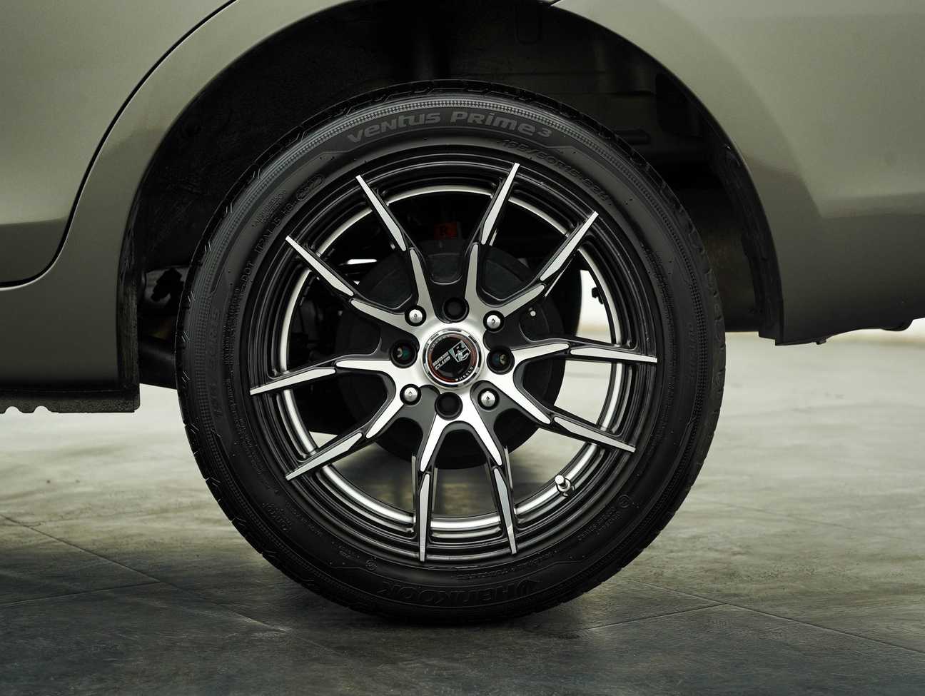 terpakai 2022 Proton Saga Premium 1.3