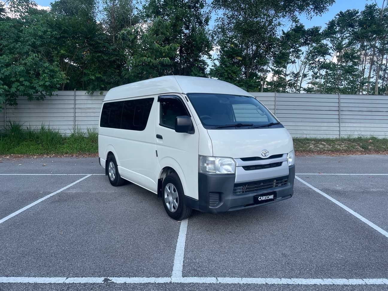 terpakai 2016 Toyota Hiace Window Van 2.5