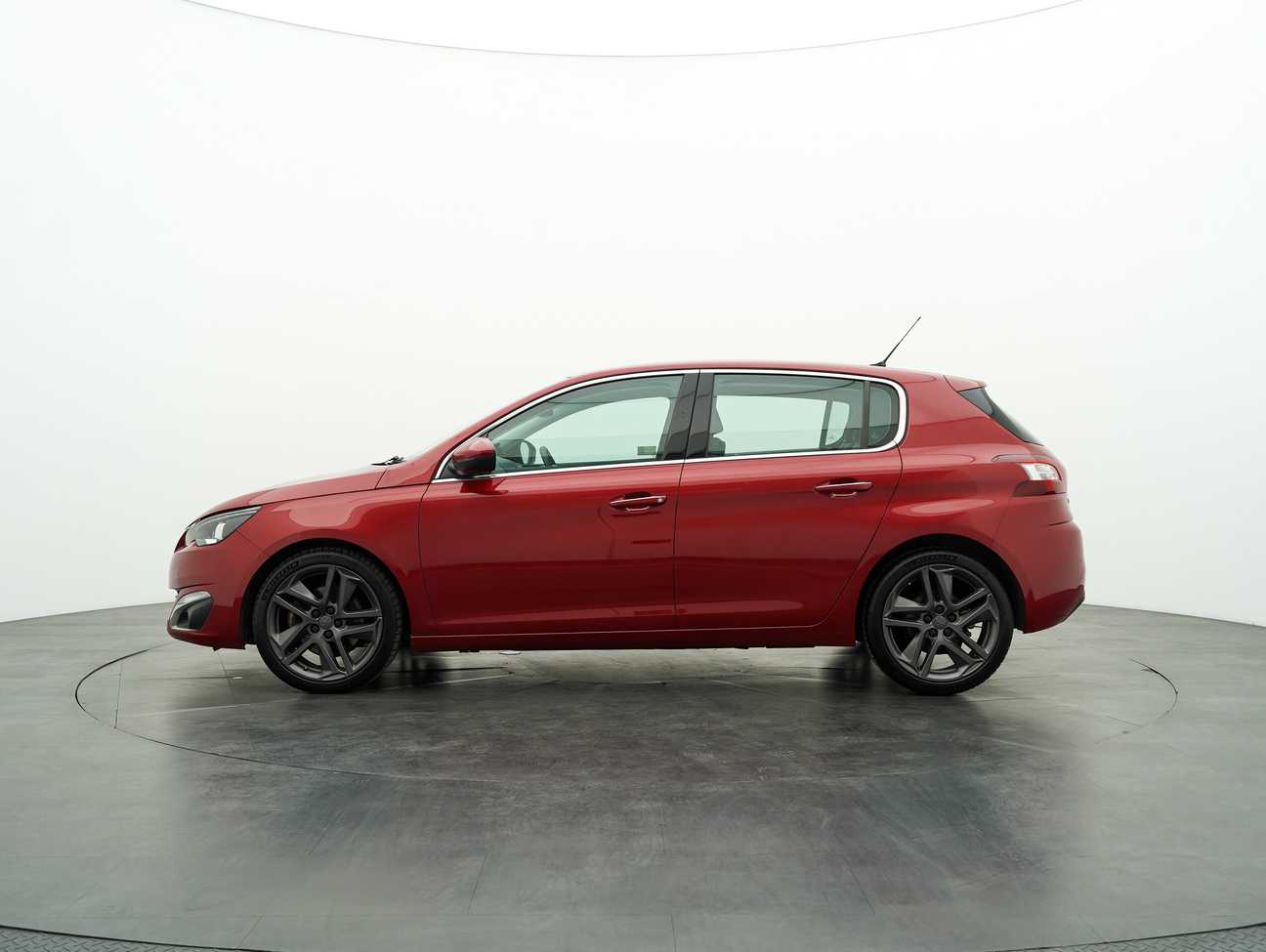 terpakai 2015 Peugeot 308 THP 1.6