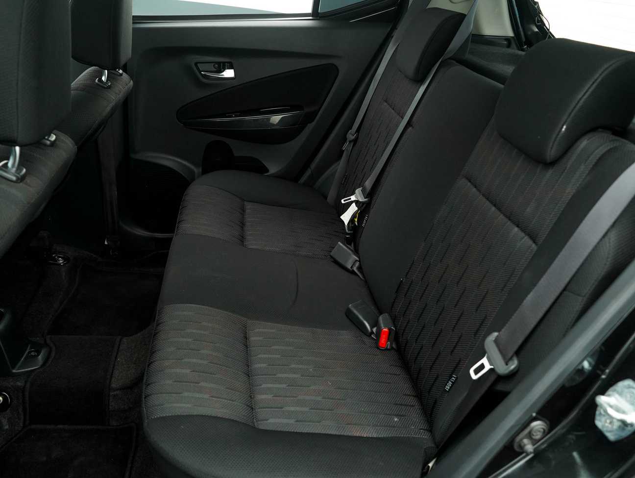 terpakai 2018 Perodua AXIA SE 1.0