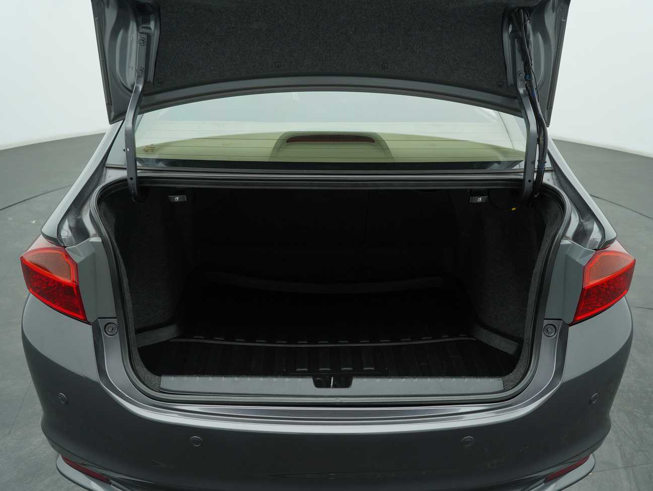 used 2015 Honda City V 1.5