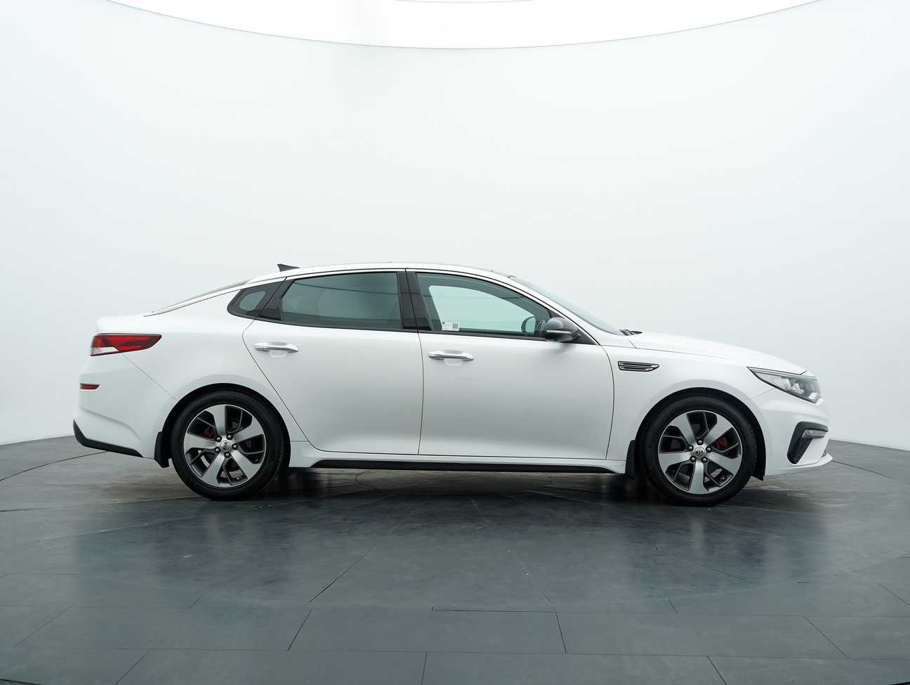 terpakai 2018 Kia Optima K5 GT 2.0