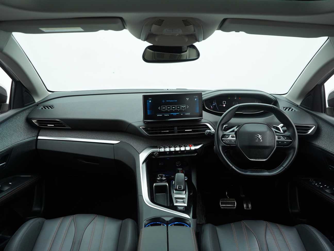 terpakai 2024 Peugeot 3008 THP Allure 1.6