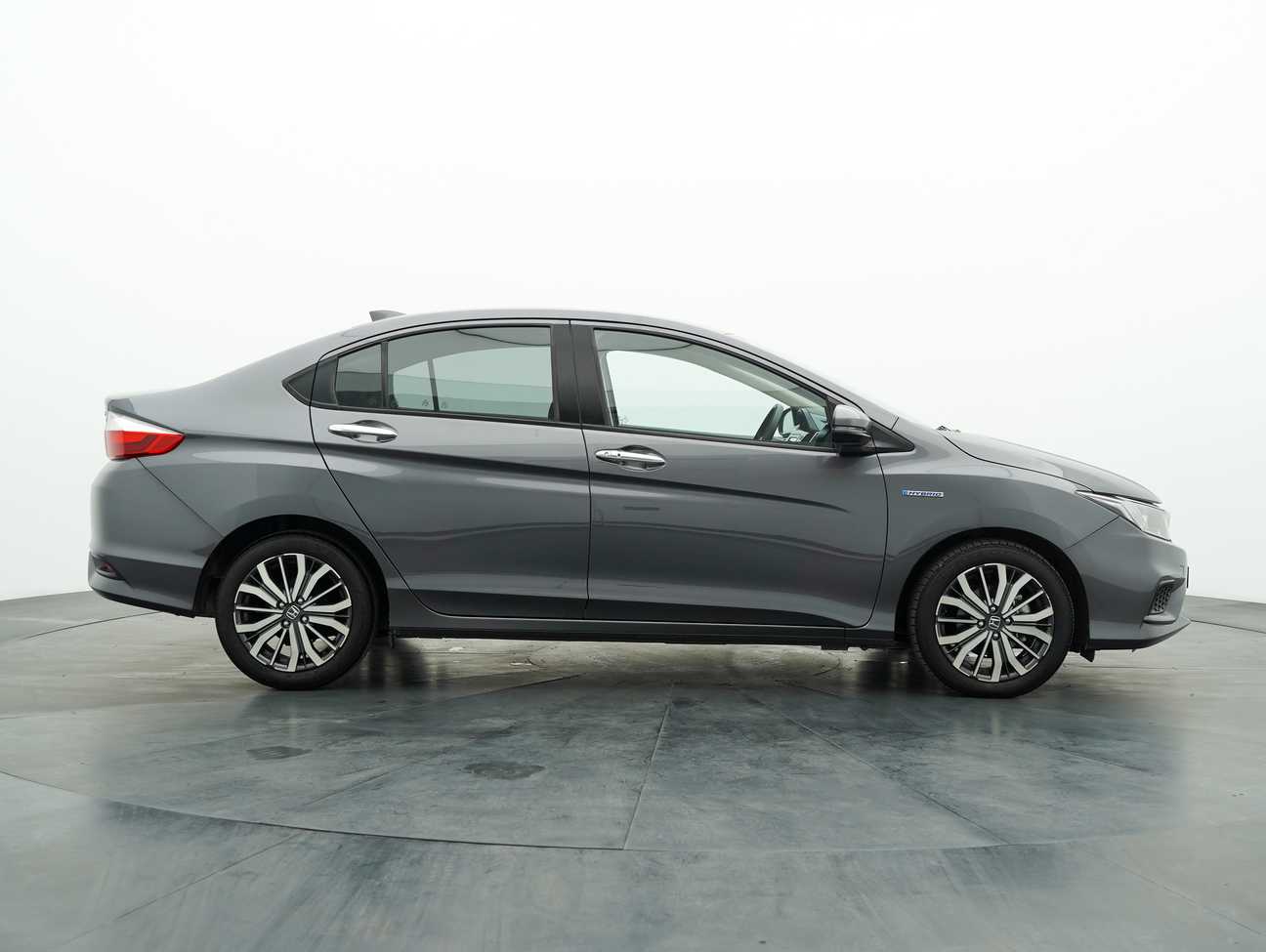 used 2018 Honda CITY HYBRID 1.5