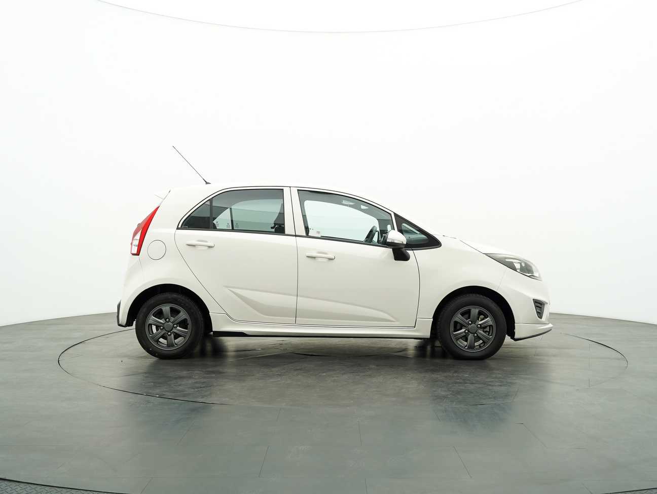 used 2016 Proton Iriz Executive 1.3