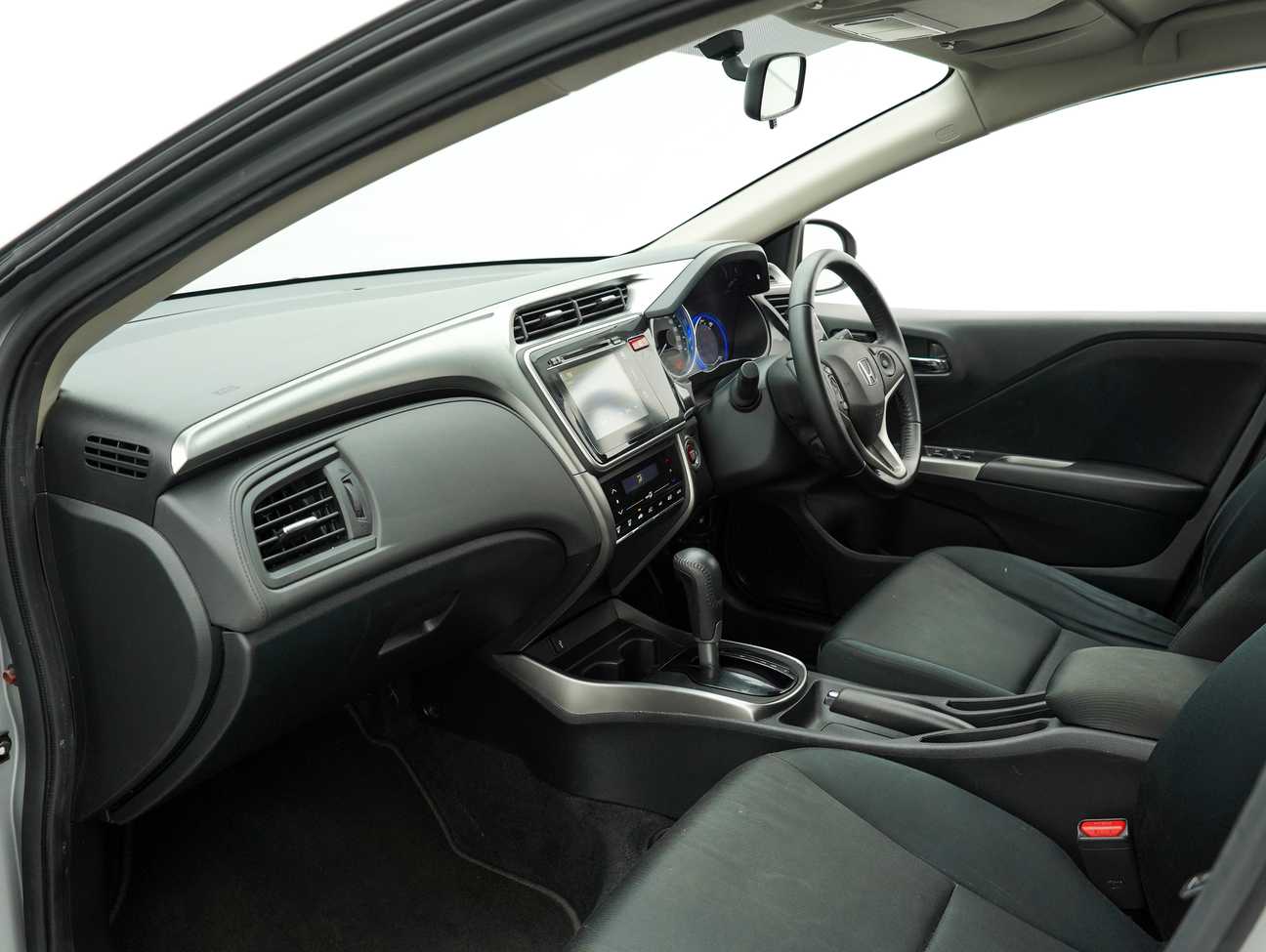 used 2015 Honda City V 1.5