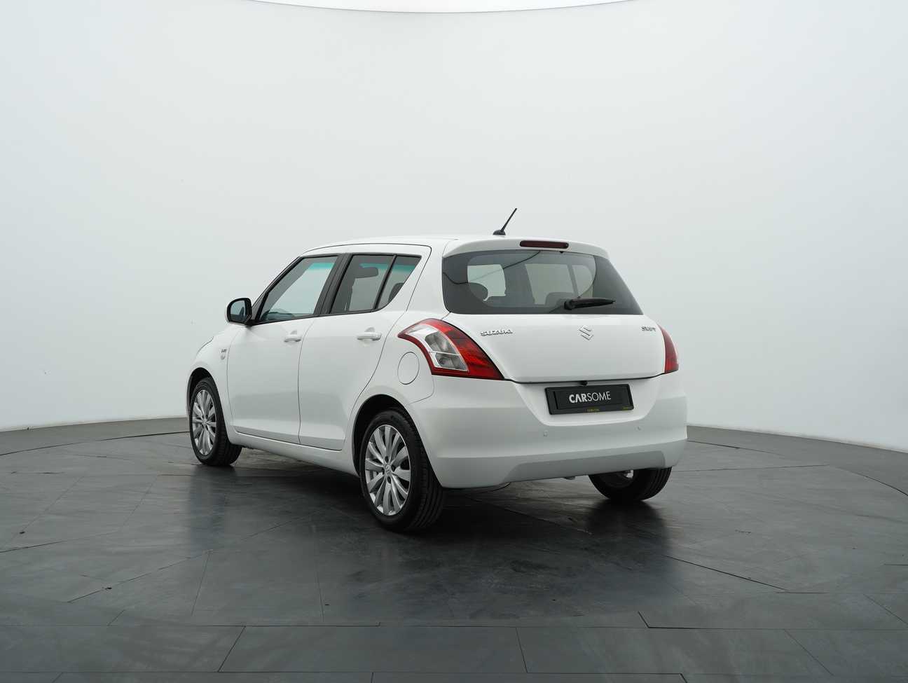 terpakai 2013 Suzuki Swift GL 1.4