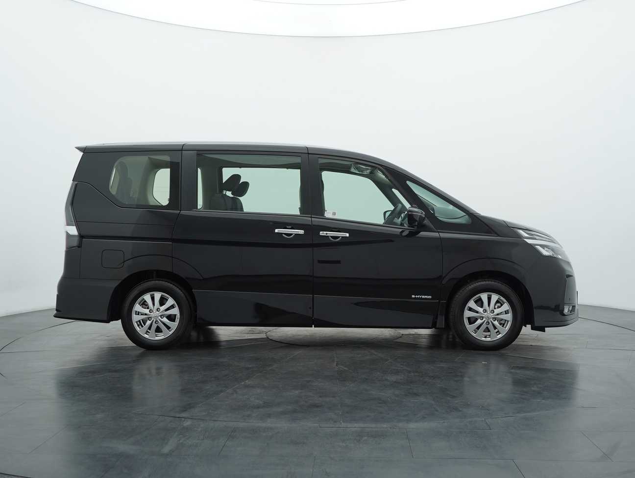 used 2025 Nissan Serena S-Hybrid High-Way Star 2.0
