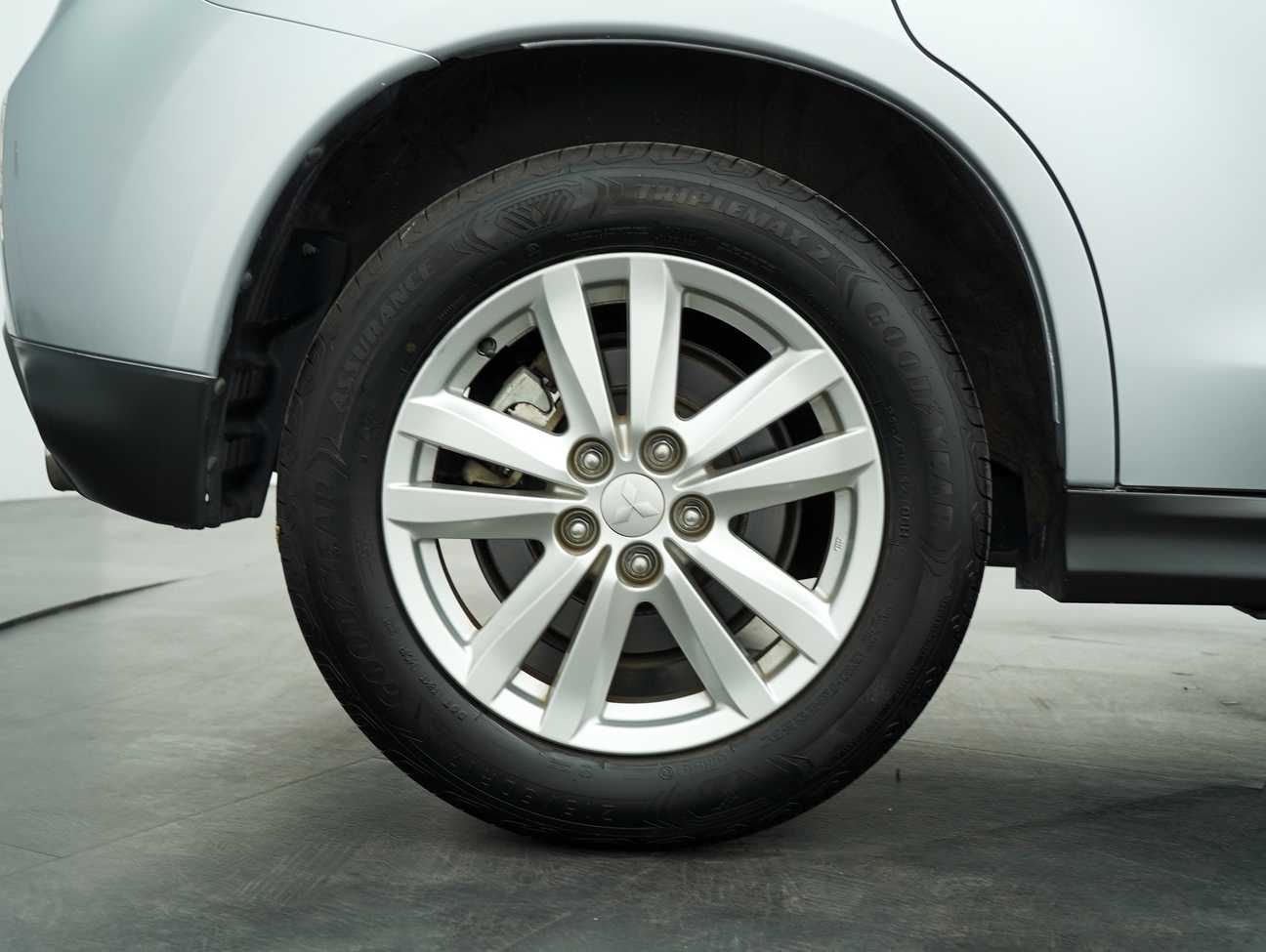 used 2016 Mitsubishi ASX  2.0