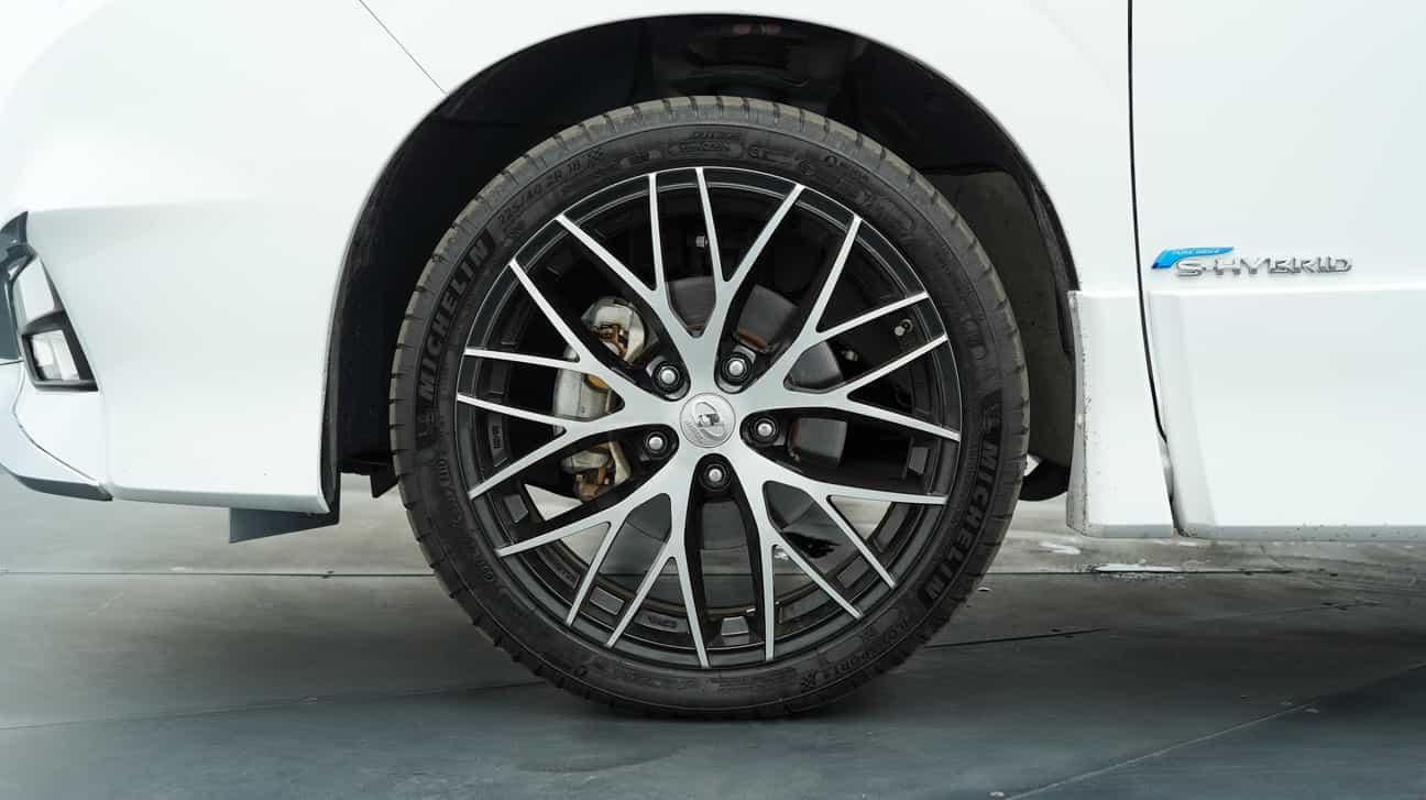 used 2020 Nissan SERENA J IMPUL PREMIUM HIGH-WAY 2.0