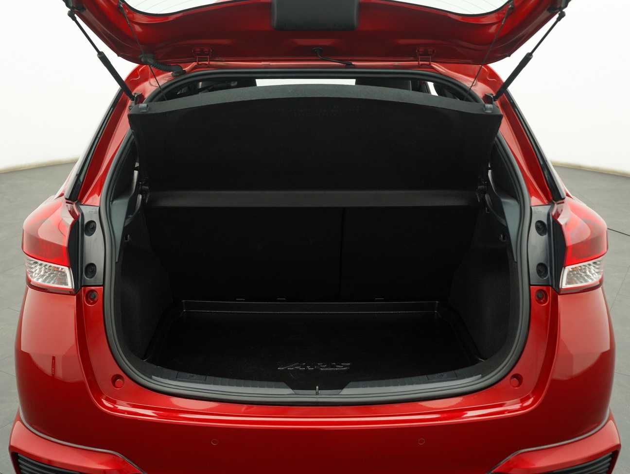 used 2020 Toyota Yaris J 1.5