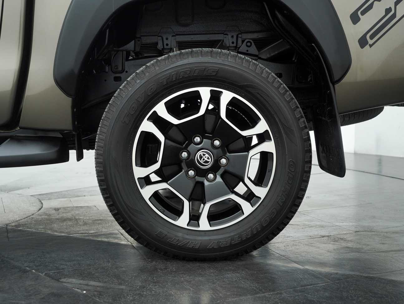 used 2022 Toyota Hilux V Dual Cab 2.4