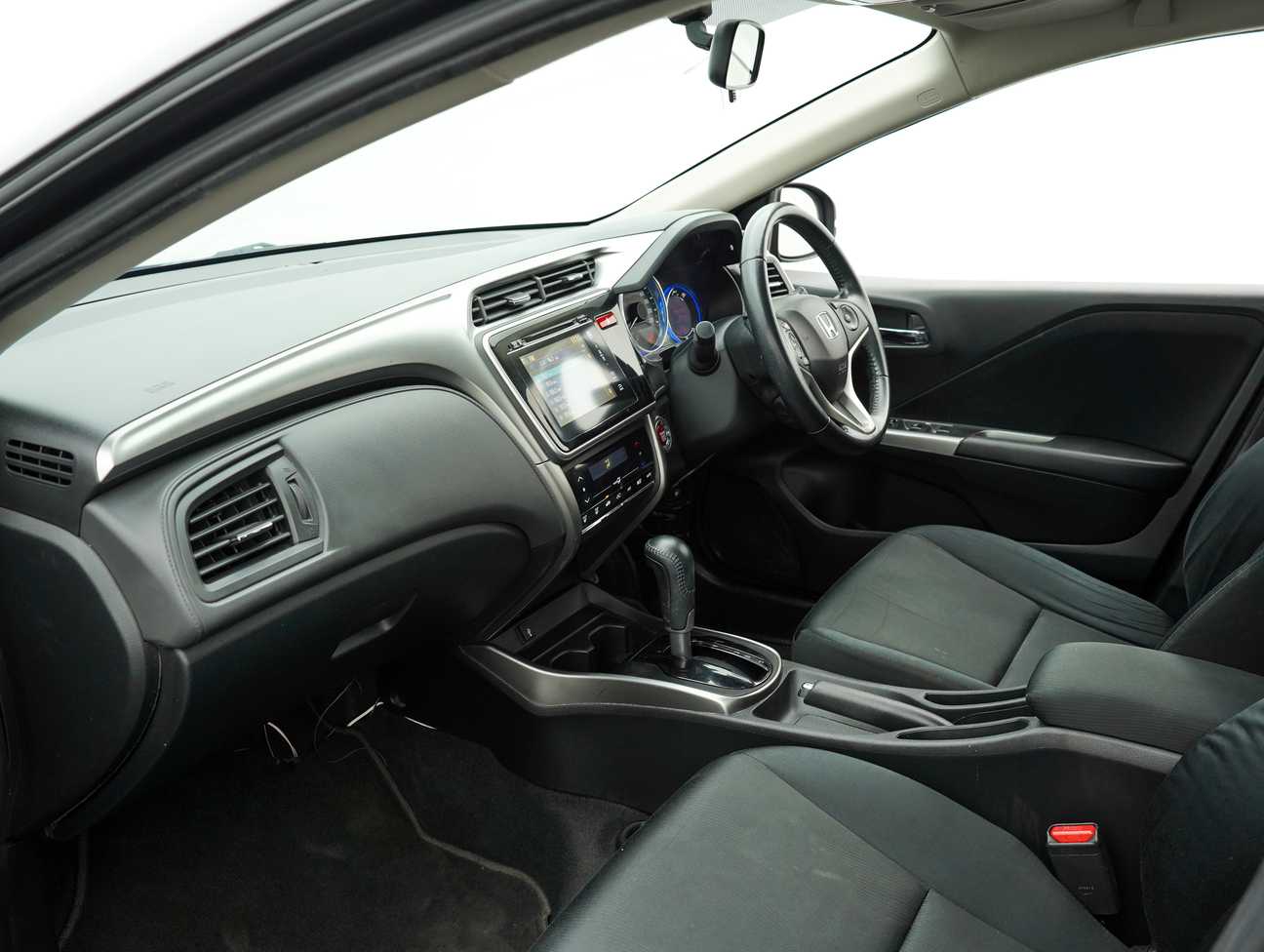 used 2015 Honda City V 1.5