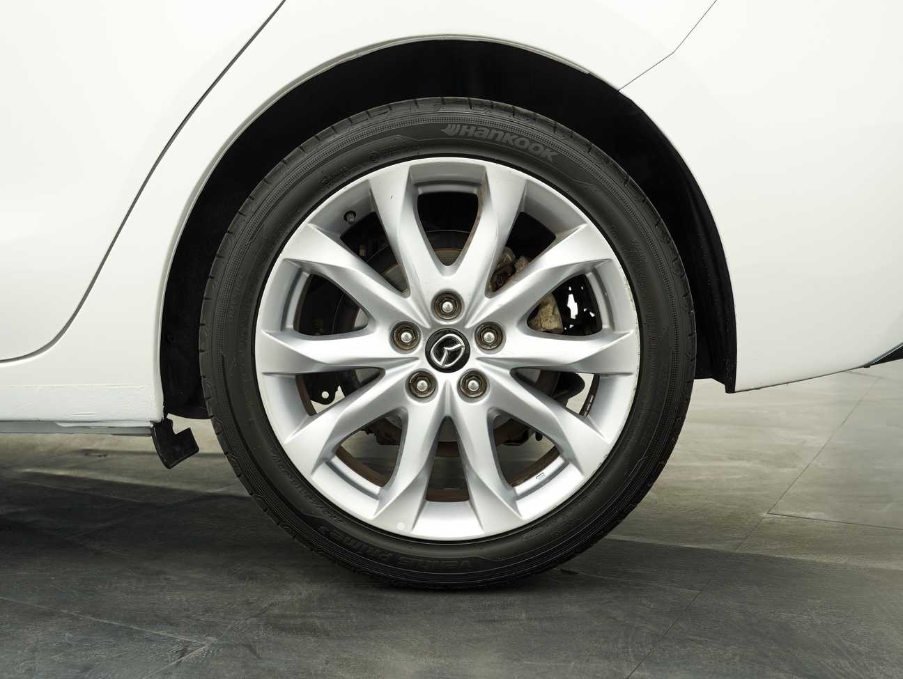 terpakai 2017 Mazda 3 SKYACTIV-G High 2.0