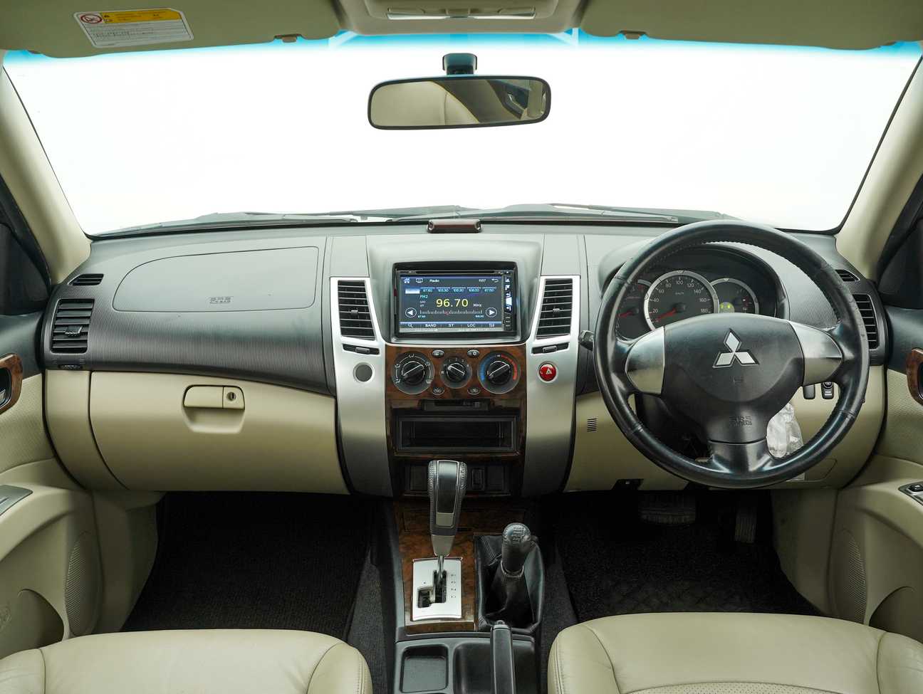 terpakai 2009 Mitsubishi Pajero Sport GS 2.5