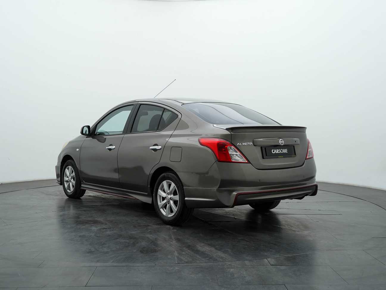 terpakai 2014 Nissan Almera VL 1.5
