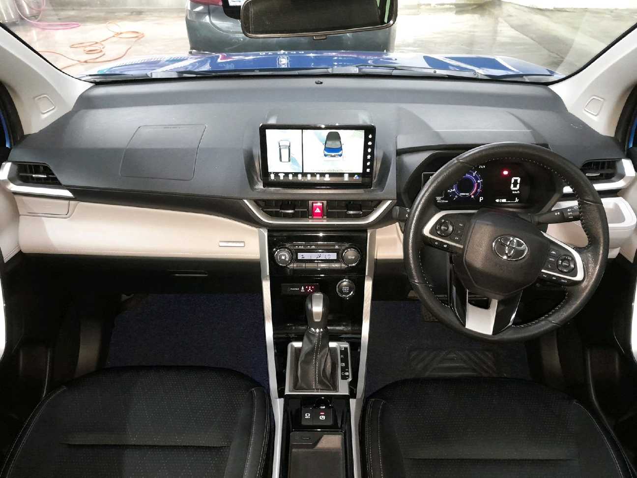 used 2022 Toyota Veloz  1.5
