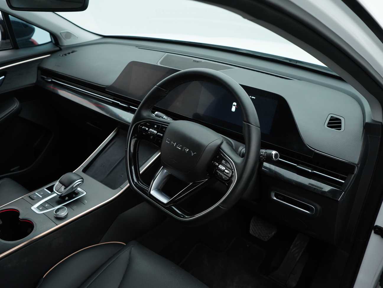 terpakai 2023 Chery Omoda 5 H 1.5