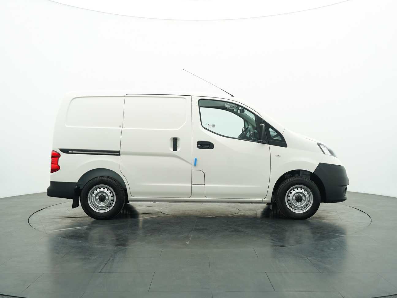 used 2024 Nissan NV200 Panel 1.6