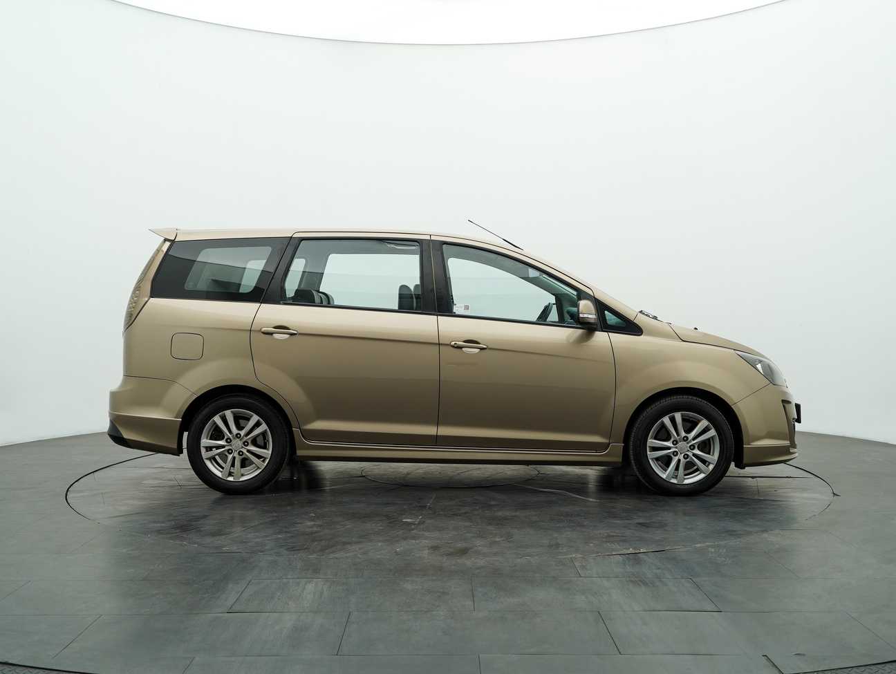 used 2013 Proton Exora Bold CFE Premium 1.6