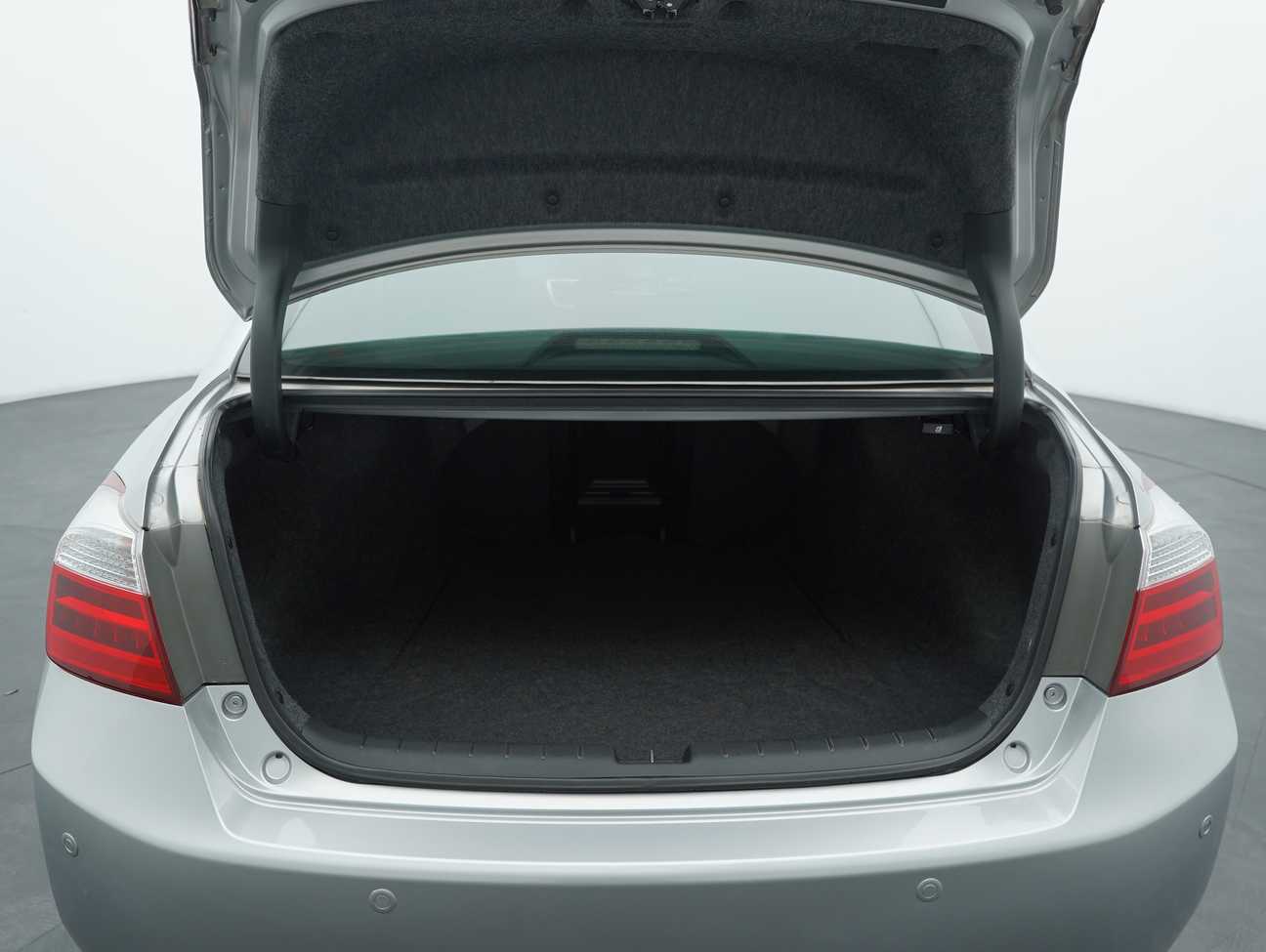 terpakai 2014 Honda Accord i-VTEC VTi-L 2.0