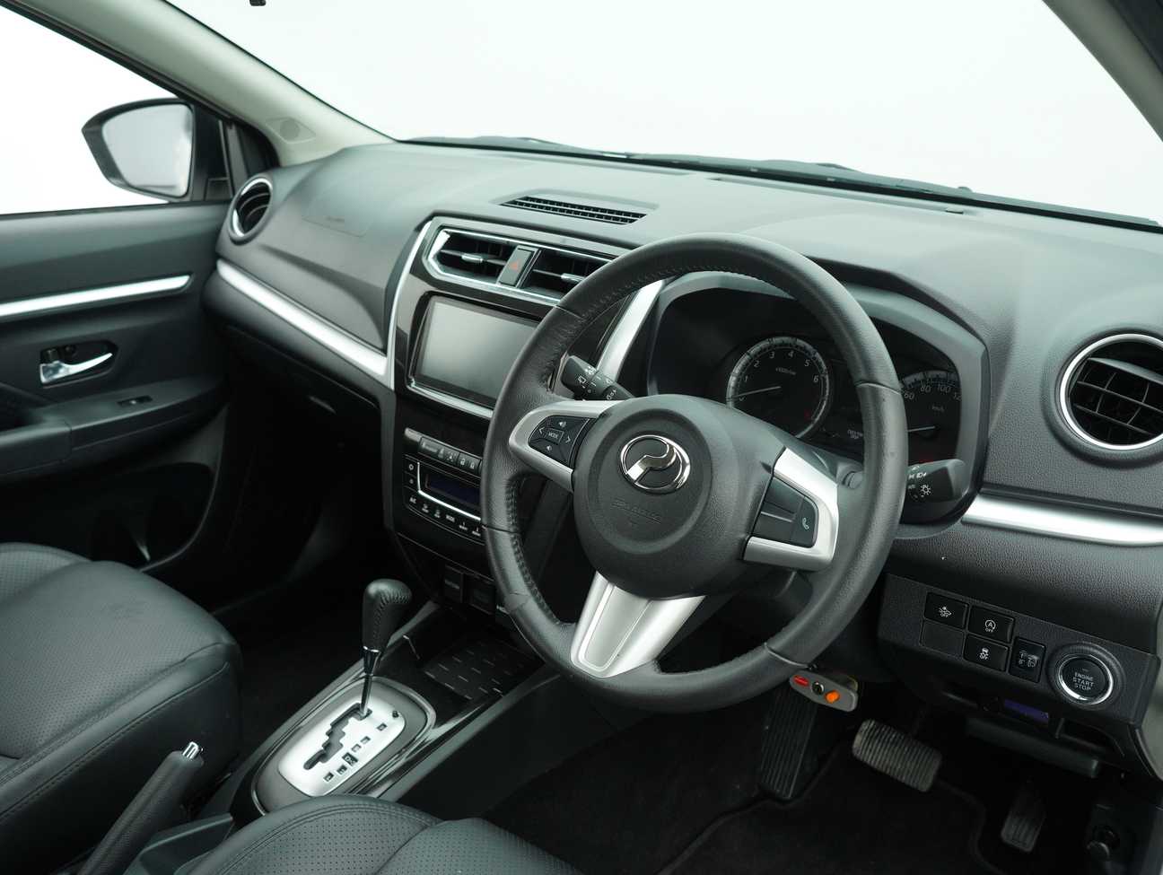 terpakai 2020 Perodua Aruz AV 1.5