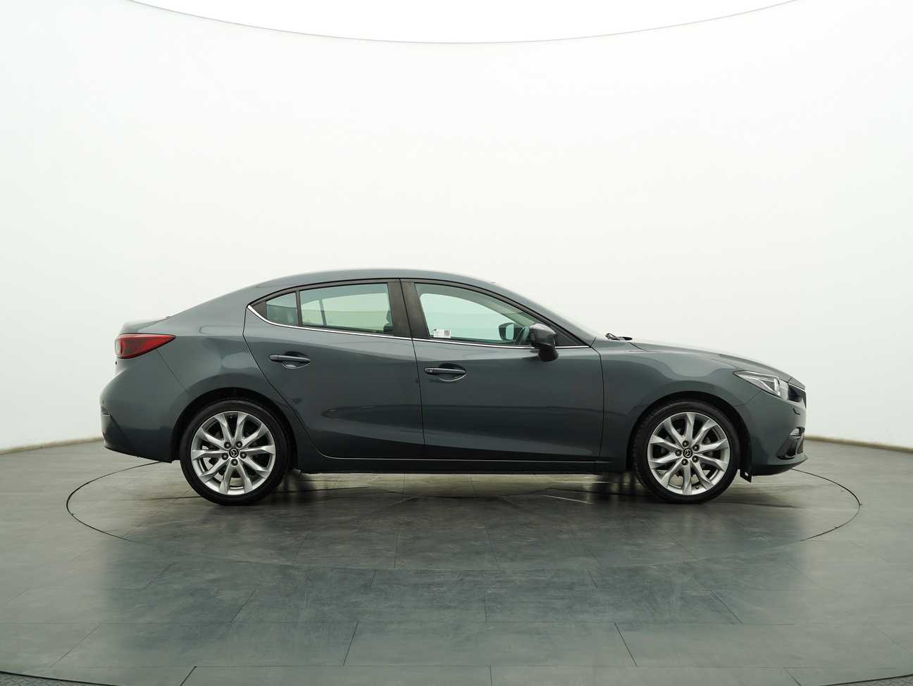 terpakai 2014 Mazda 3 SKYACTIV-G 2.0