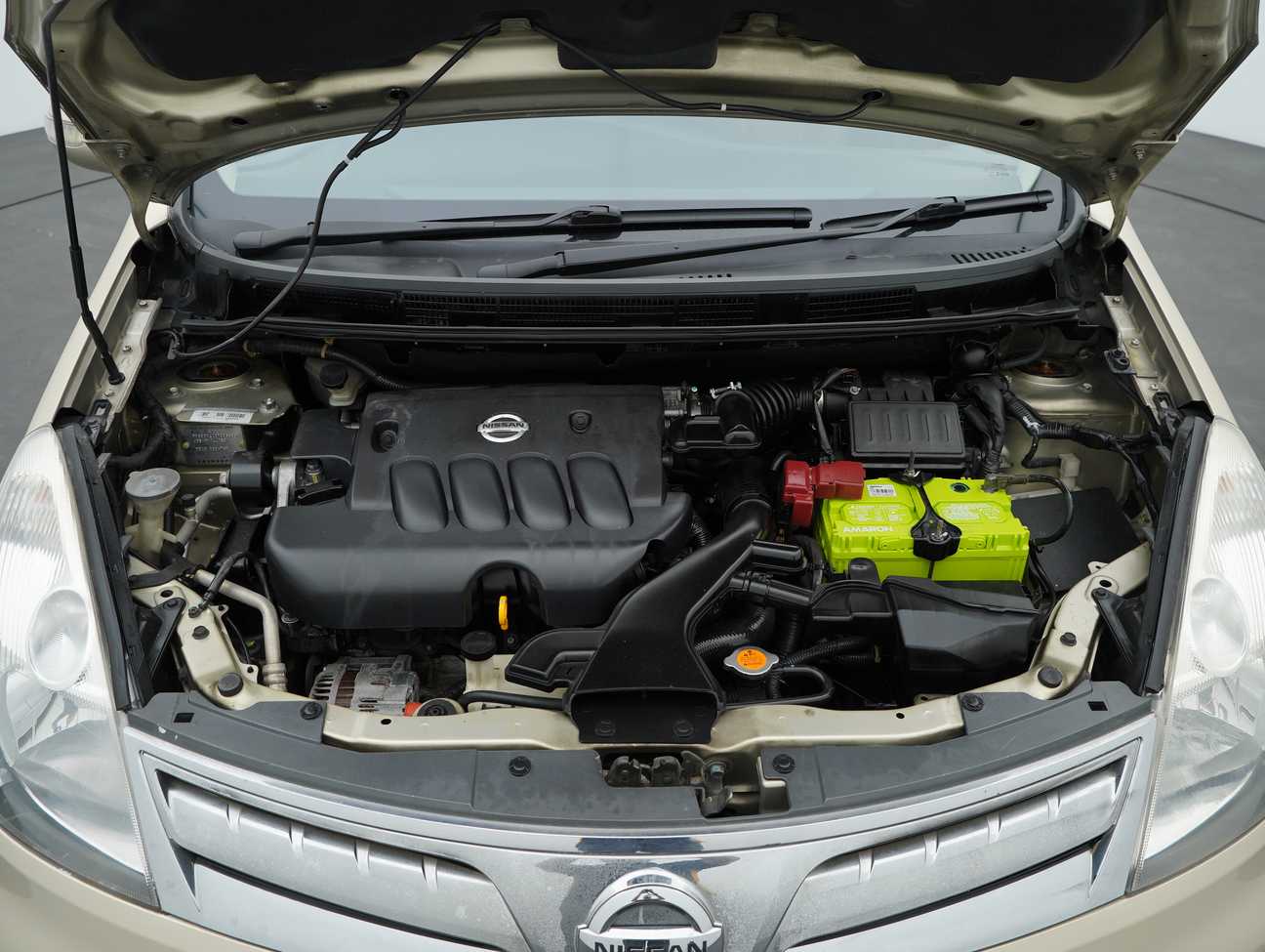 used 2012 Nissan Grand Livina CVTC Comfort 1.8