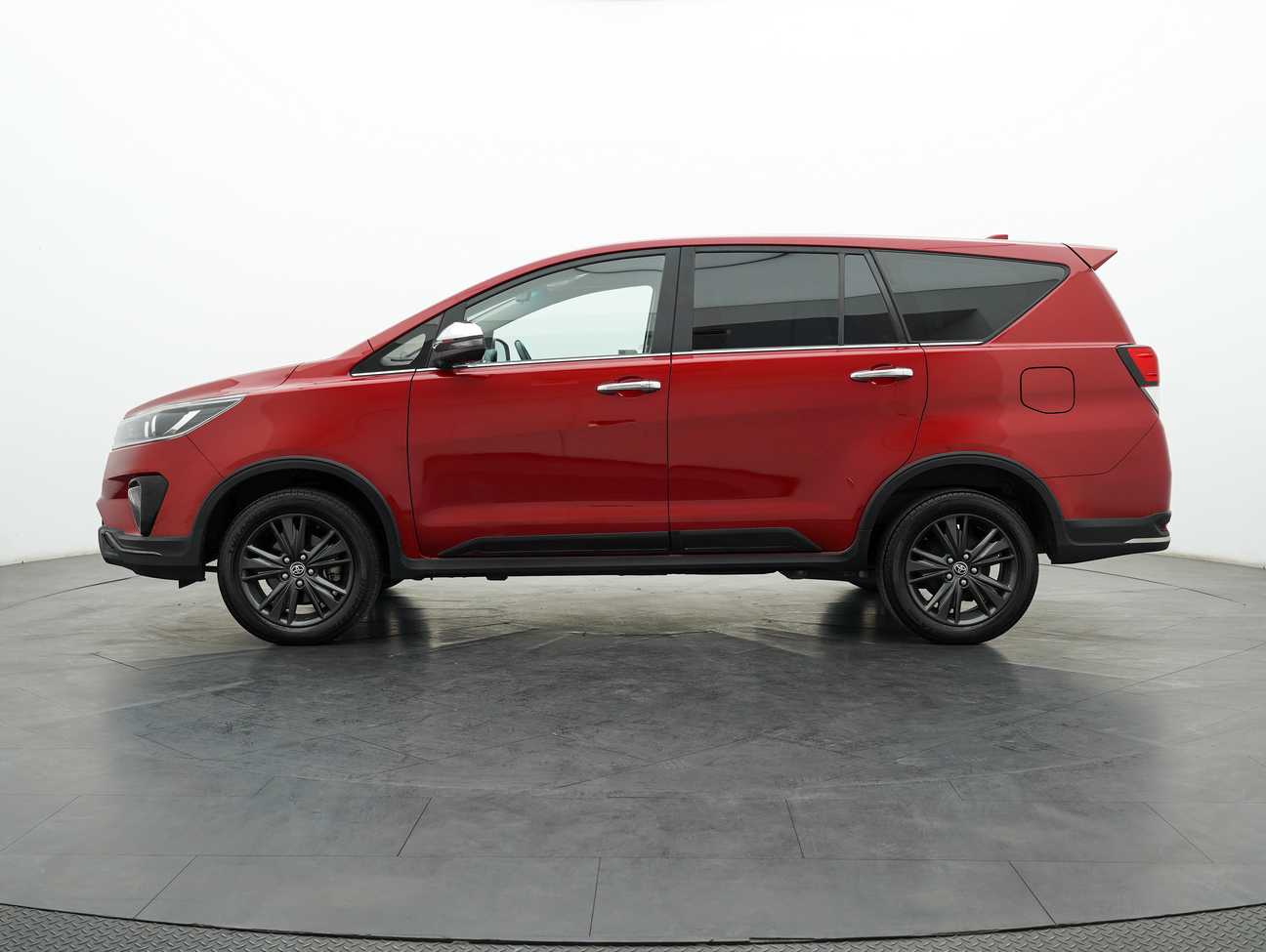 used 2021 Toyota Innova X 2.0