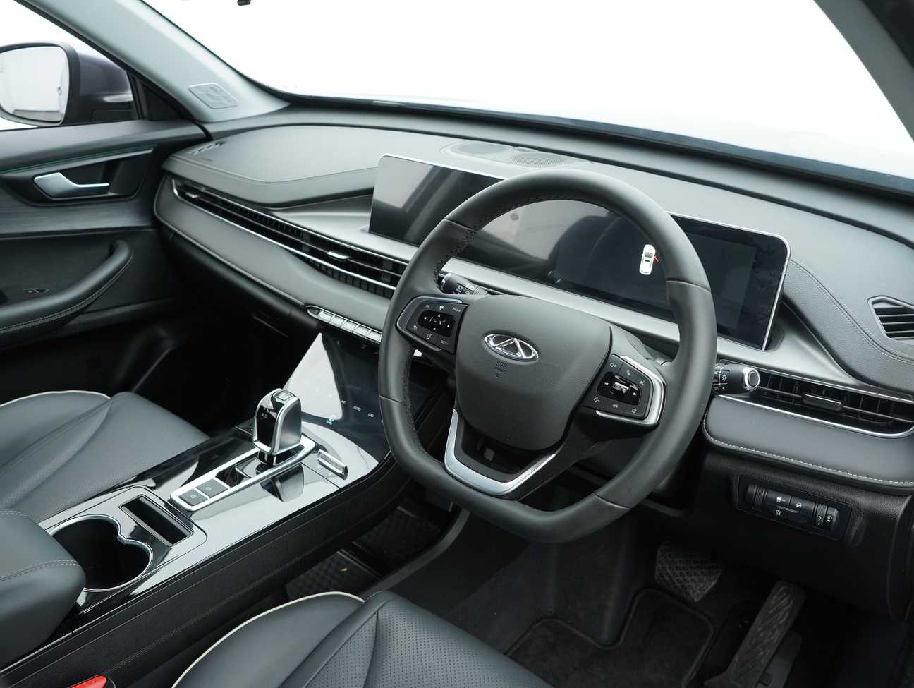 terpakai 2025 Chery Tiggo Cross Turbo 1.5