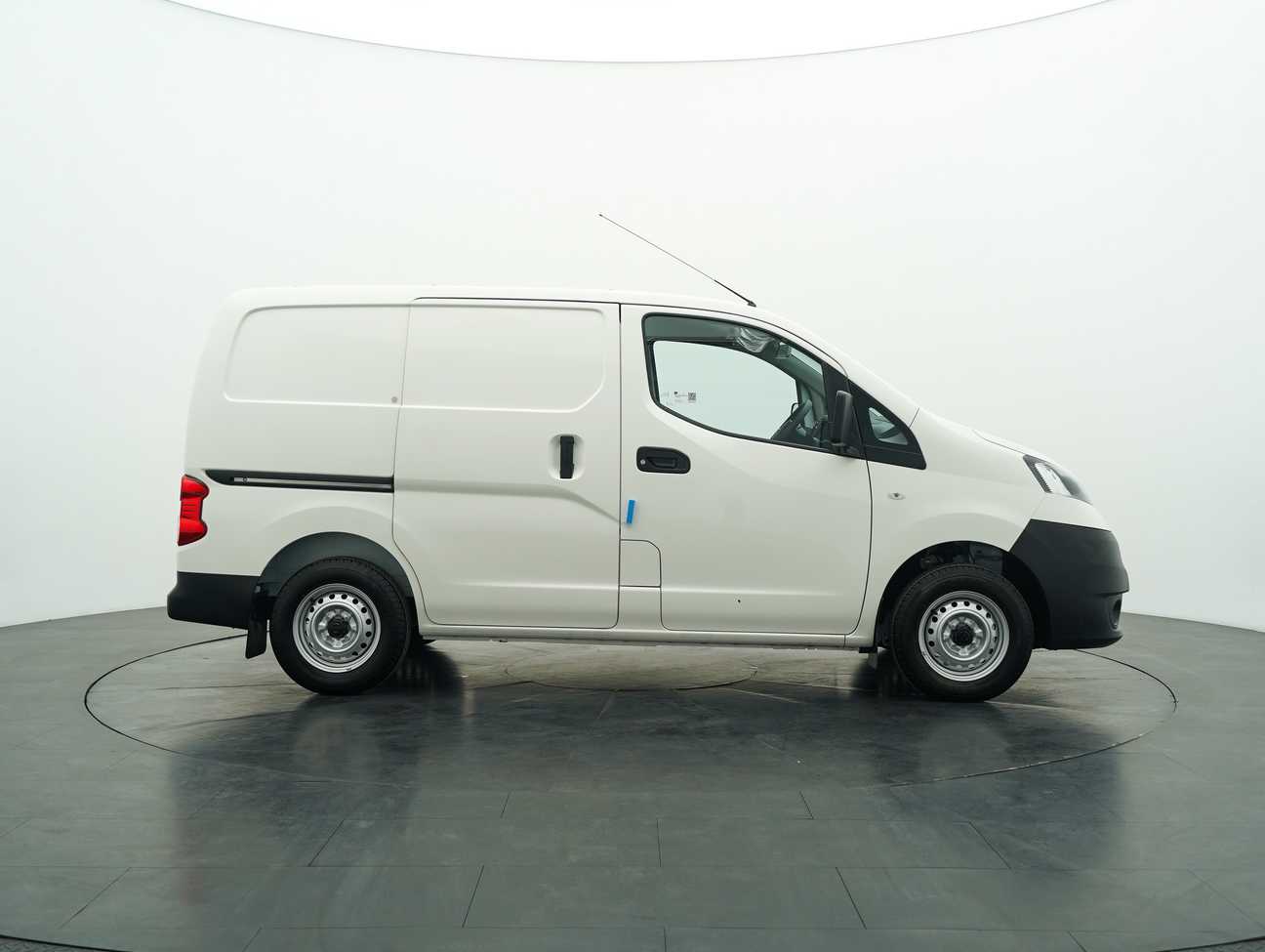 terpakai 2024 Nissan NV200 Panel 1.6