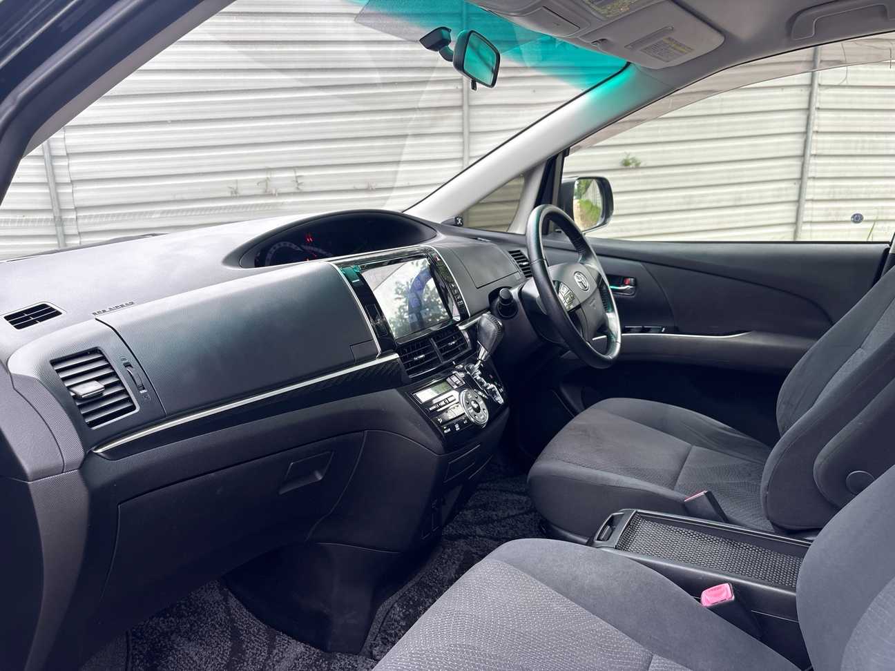 used 2015 Toyota Estima Aeras 2.4