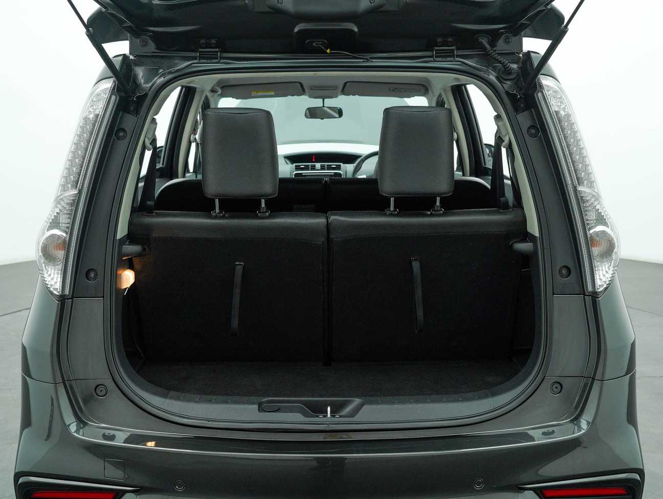 terpakai 2021 Perodua Alza Advance 1.5