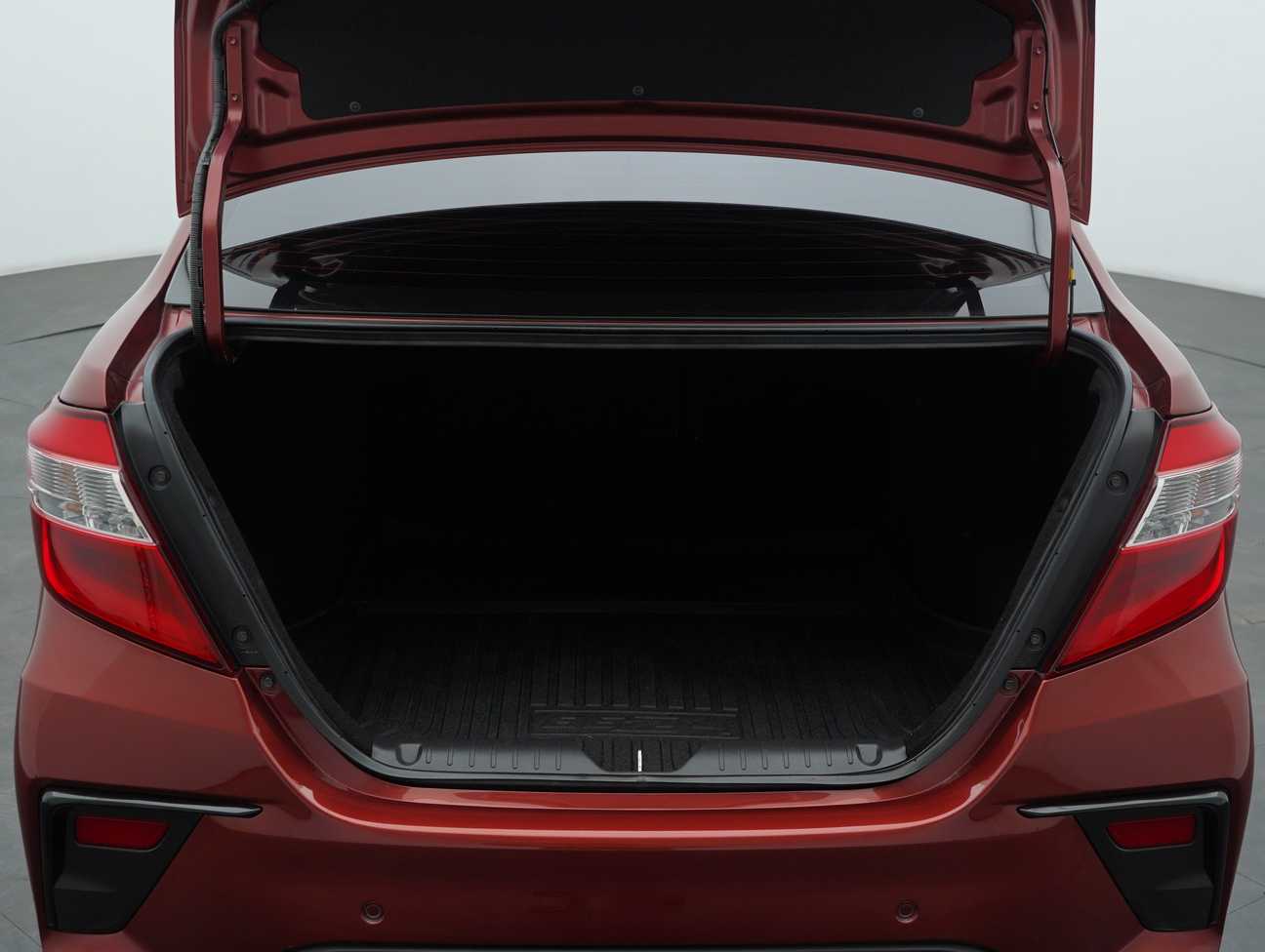 terpakai 2022 Perodua Bezza Advance 1.3