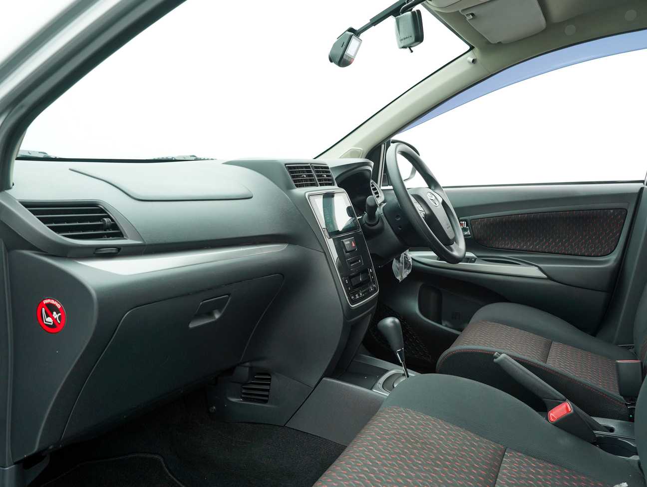 terpakai 2021 Toyota Avanza S+ 1.5