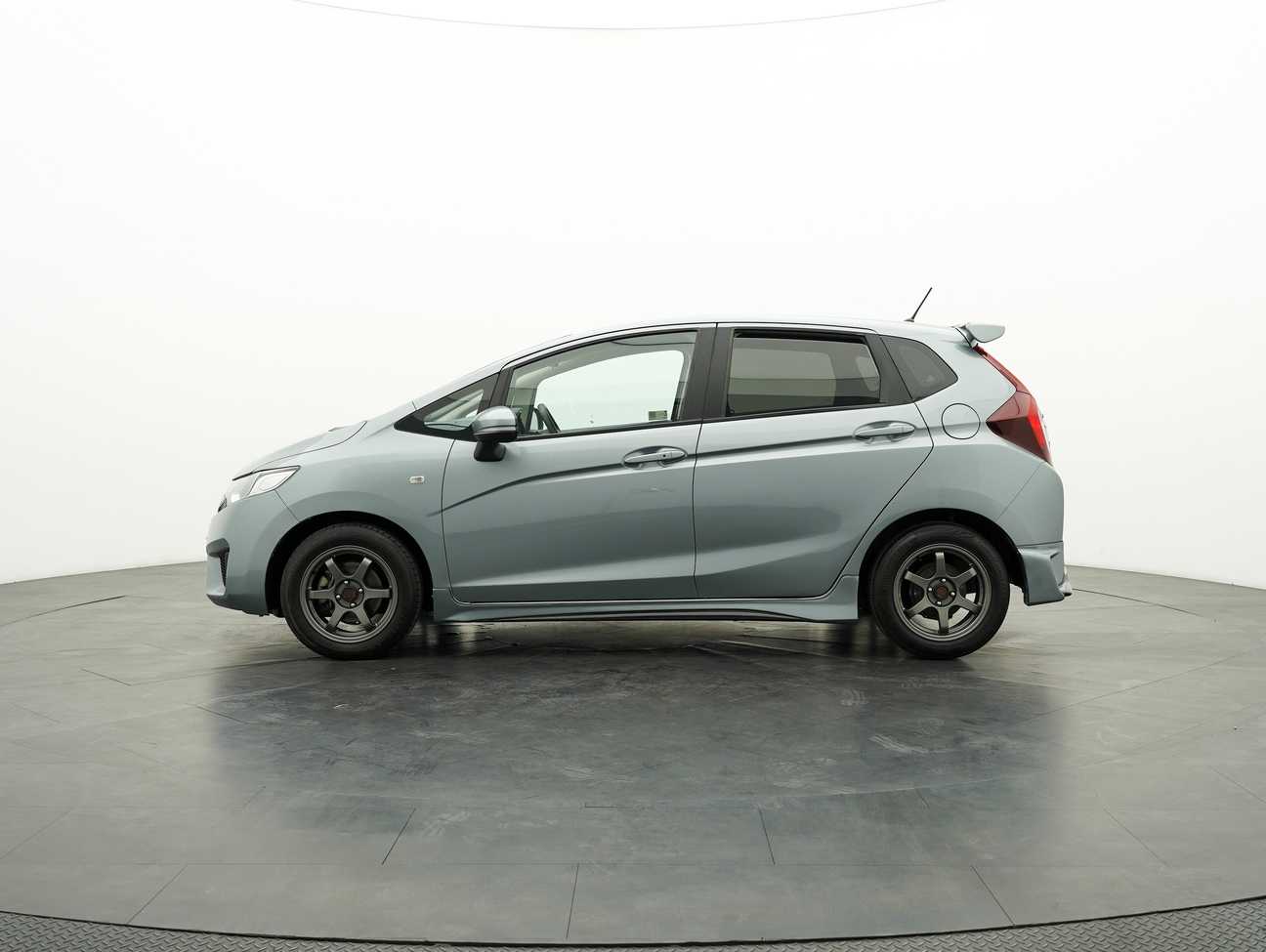 used 2015 Honda Jazz E 1.5