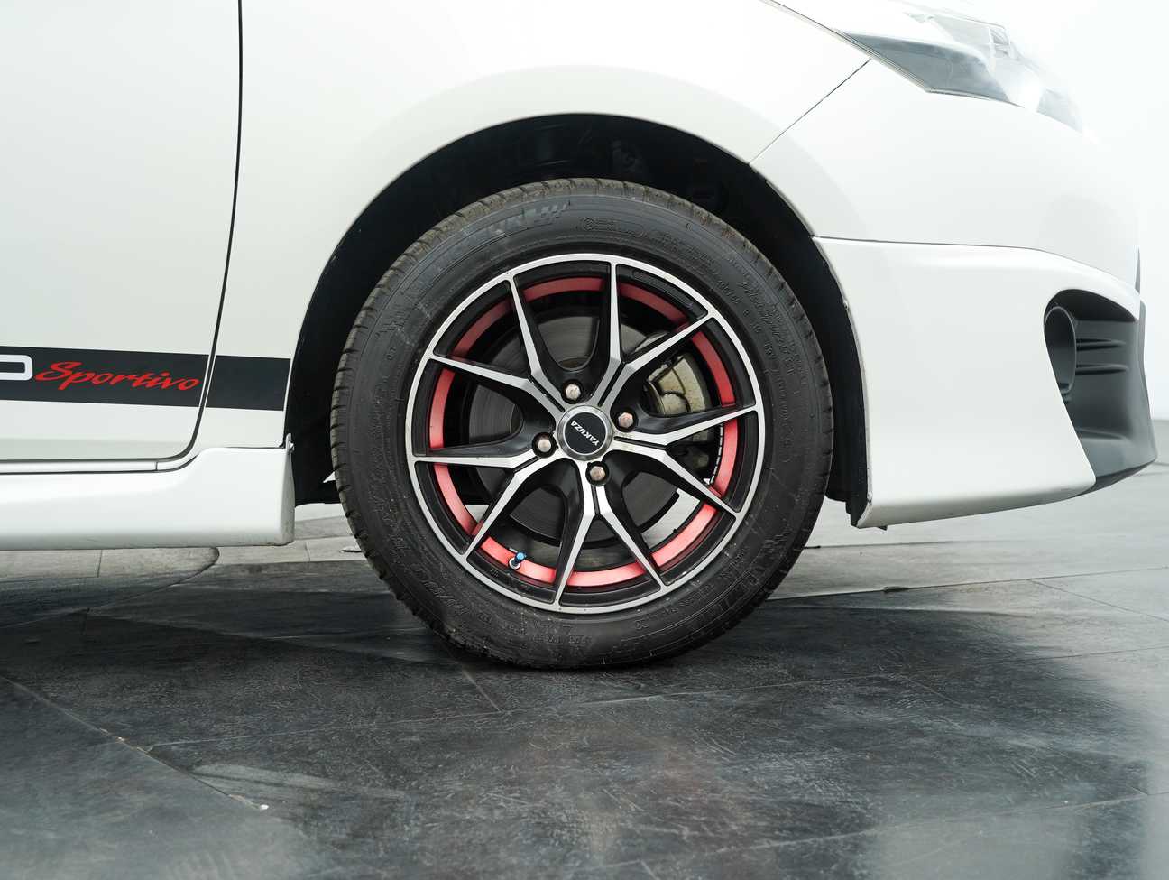 terpakai 2015 Toyota Vios TRD Sportivo 1.5