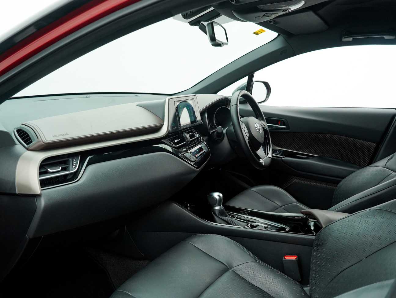 used 2020 Toyota C-HR  1.8