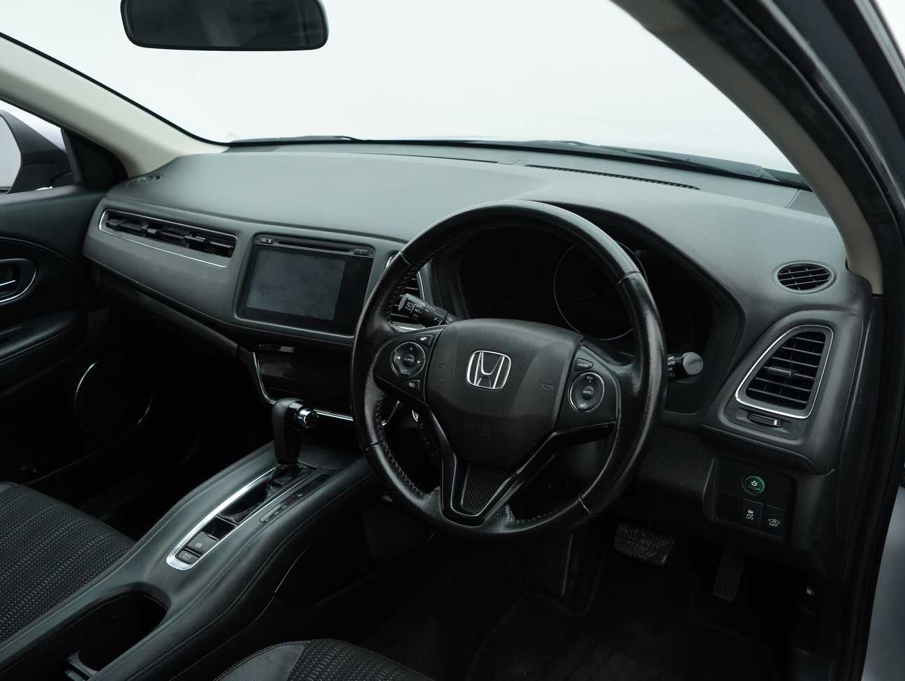 used 2016 Honda HR-V V 1.8