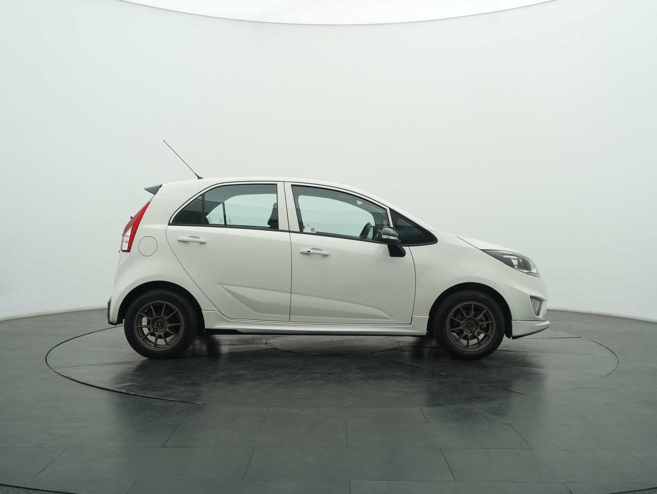 terpakai 2018 Proton Iriz Standard 1.3